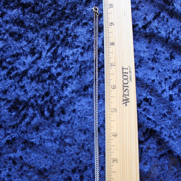 Silver Toned Necklace with B charm - Picture 2 of 3